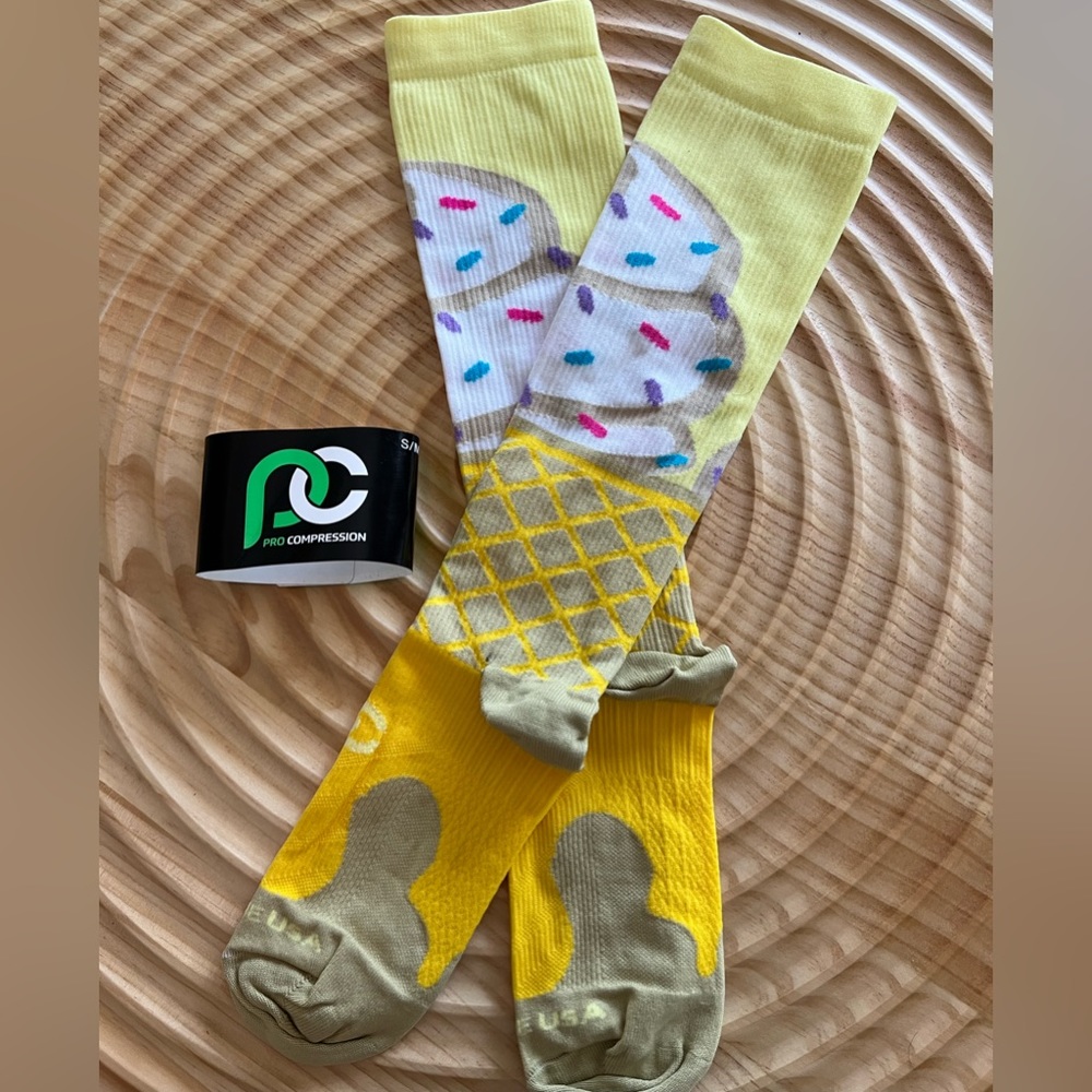 NWT Procompression Socks S/M
